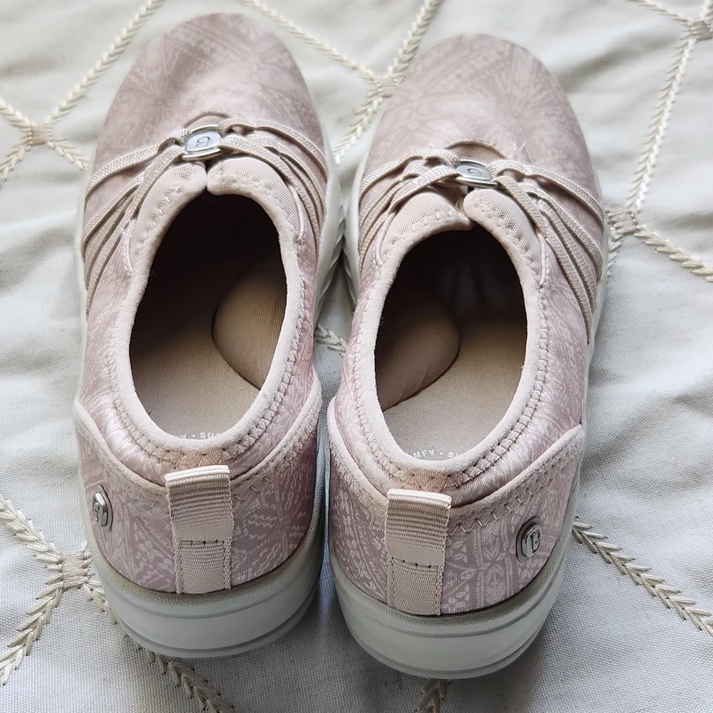 Bzees Niche Light‎ Pink Slip-On Shoes Sz 6 Machine Washable Comfort - Picture 5 of 6